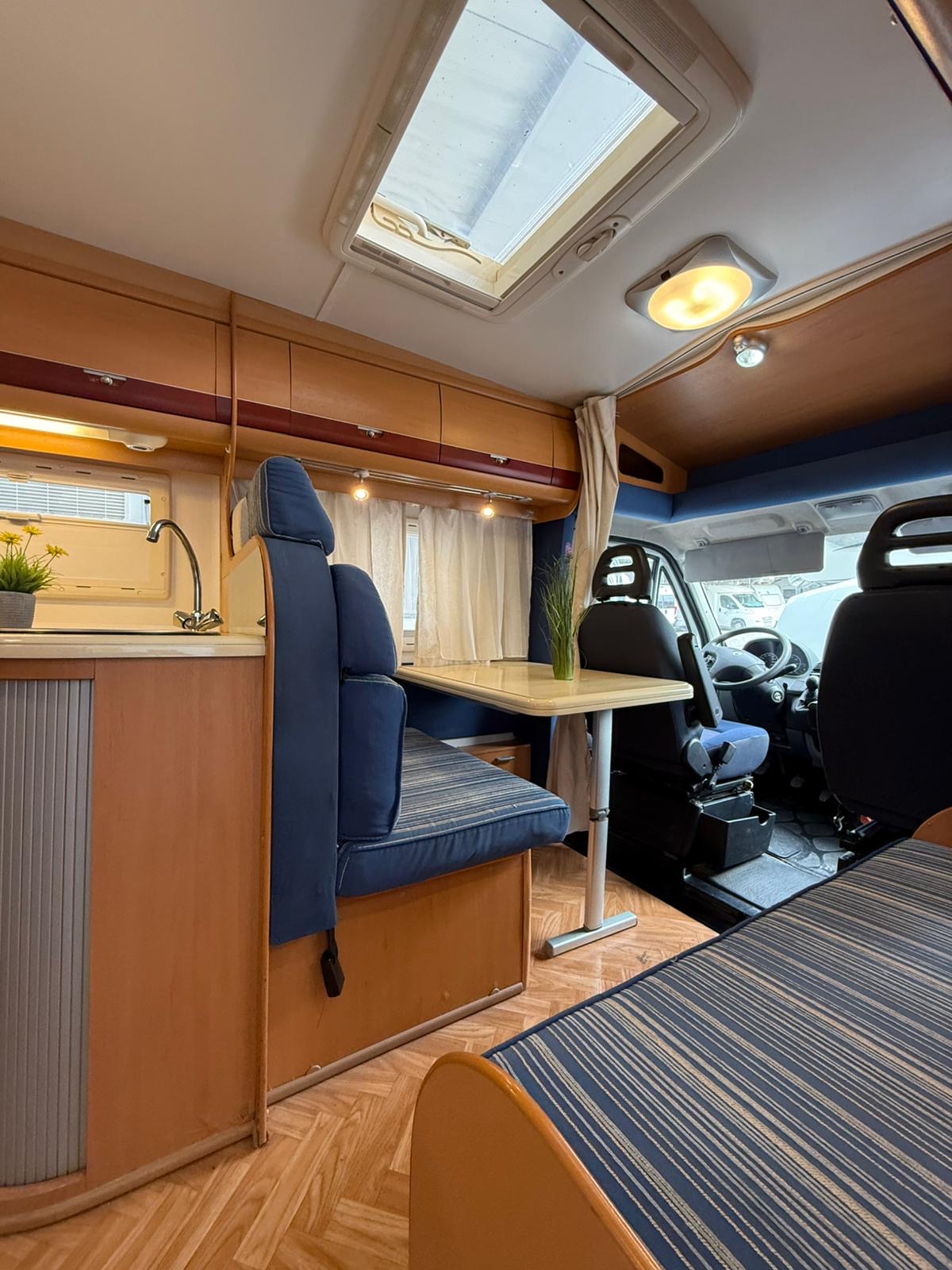 Autocaravana Fiat aire/toldo/placa/frigo xxl - Imagen 4