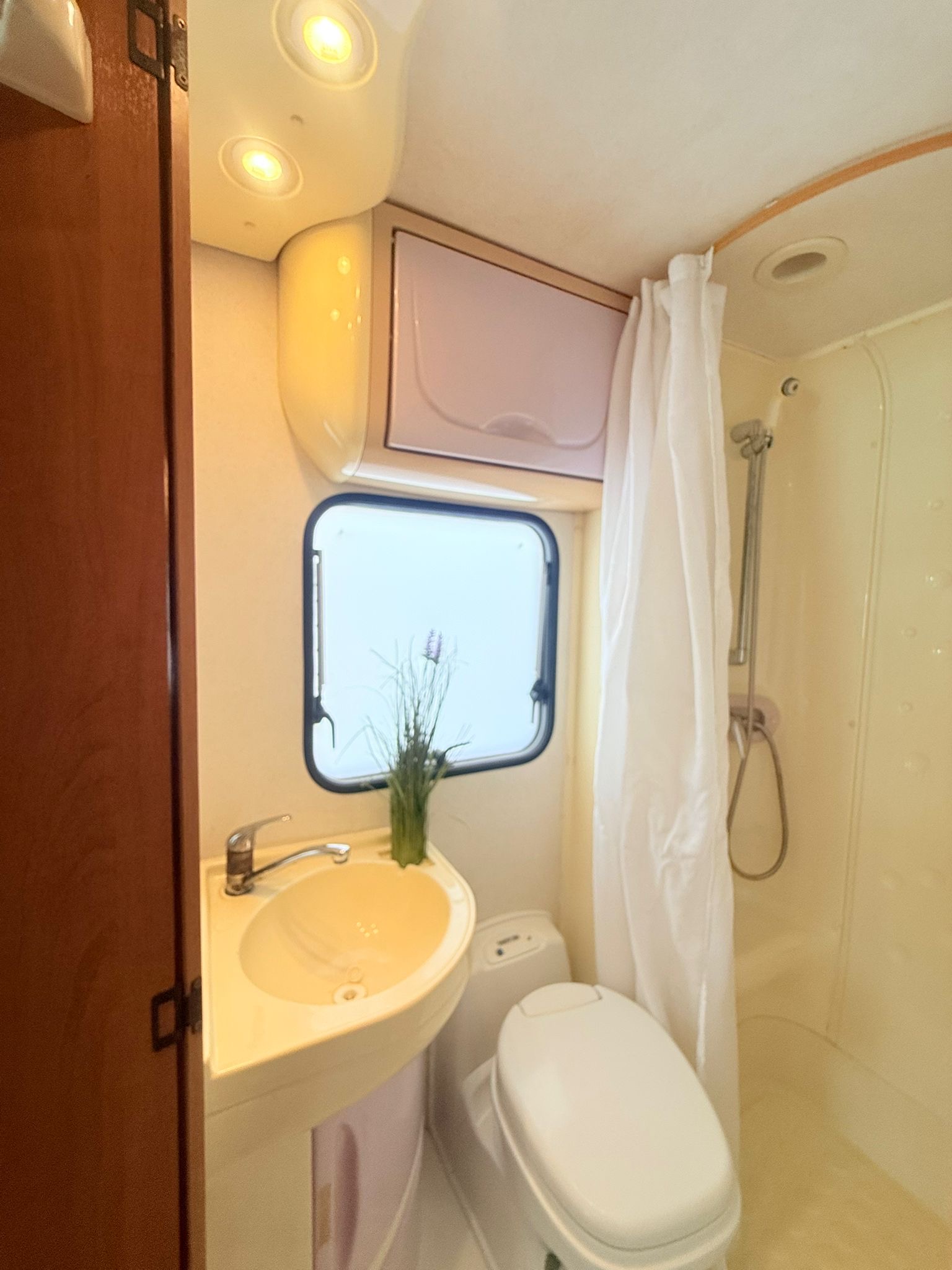 Autocaravana nacional Fiat / rutera/aire - Imagen 3