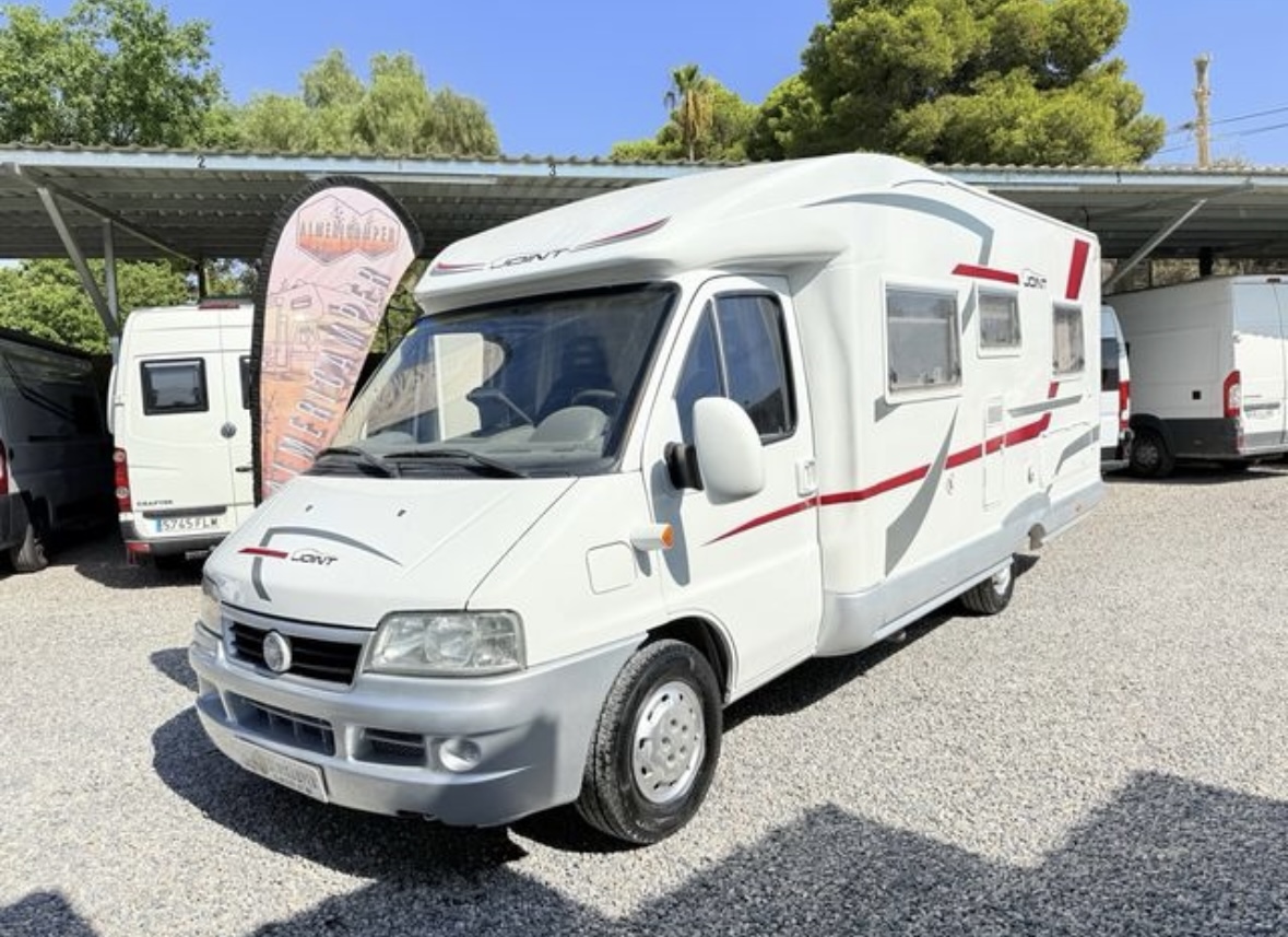 Autocaravana Fiat aire/toldo/placa/frigo xxl