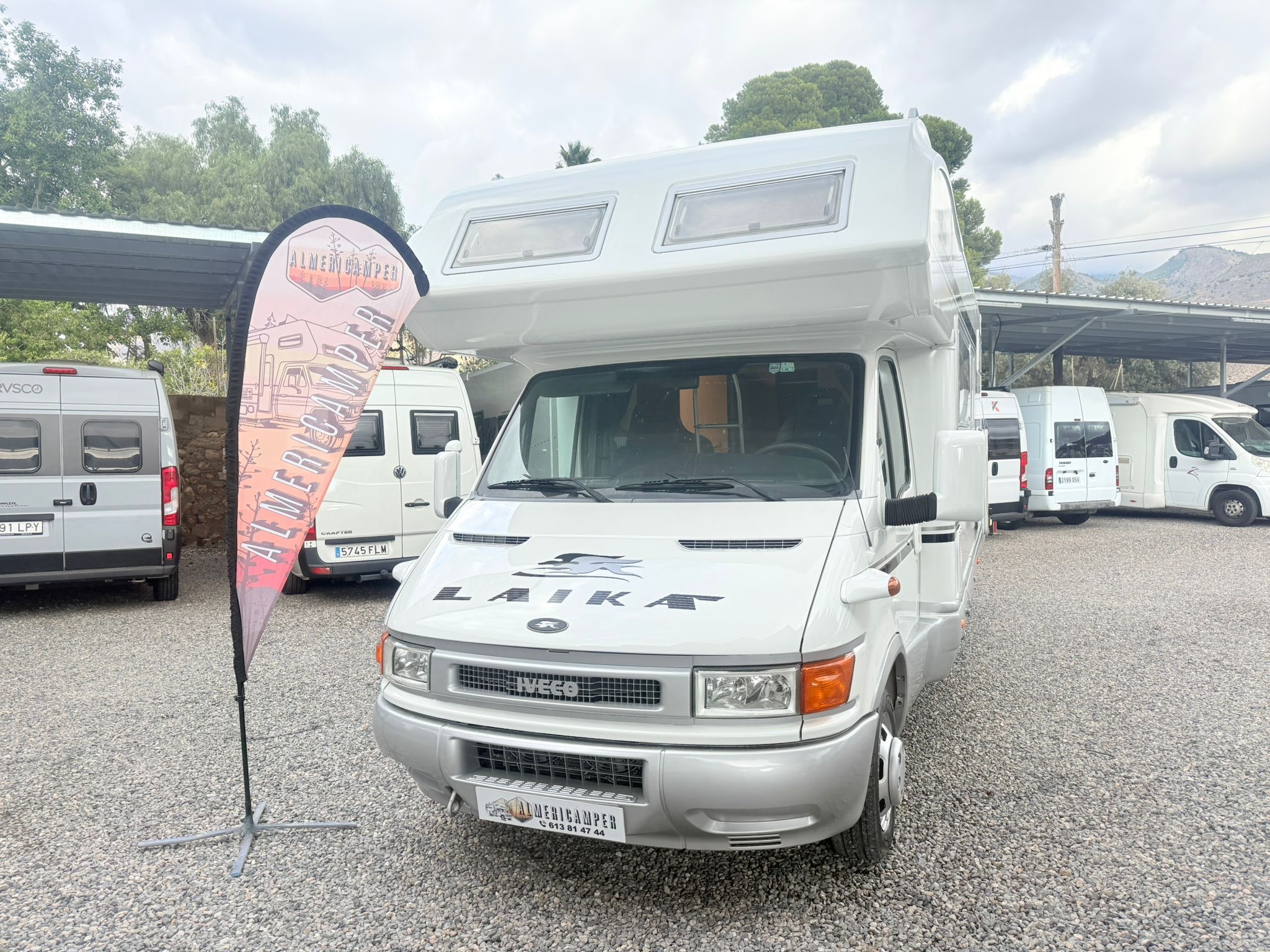 Autocaravana garaje XXL doble cama matrimonio - Imagen 4
