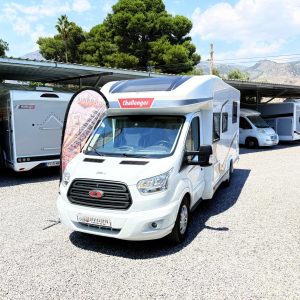 Autocaravana perfilada cama isla 2017